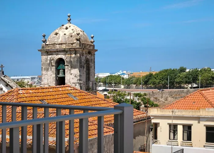 Away From Пениши